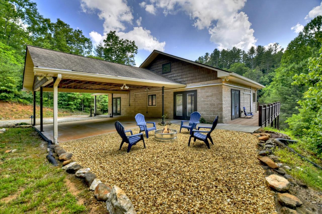 The Chariot - Creek Front With Hottub, Fire Pits, Billiards, Ev Charger - Sandalwood Stays Blue Ridge Luaran gambar