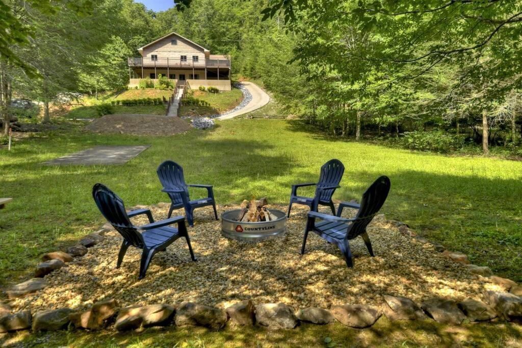 The Chariot - Creek Front With Hottub, Fire Pits, Billiards, Ev Charger - Sandalwood Stays Blue Ridge Luaran gambar